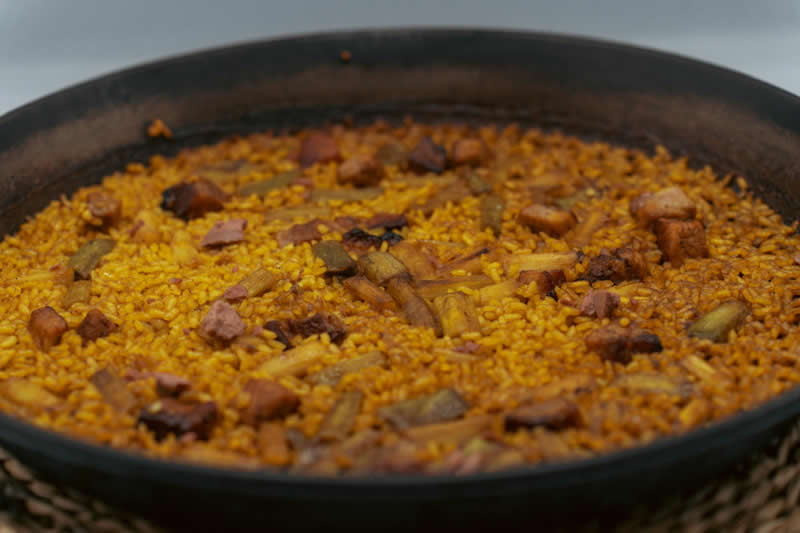 Paella lista para entregar a domicilio